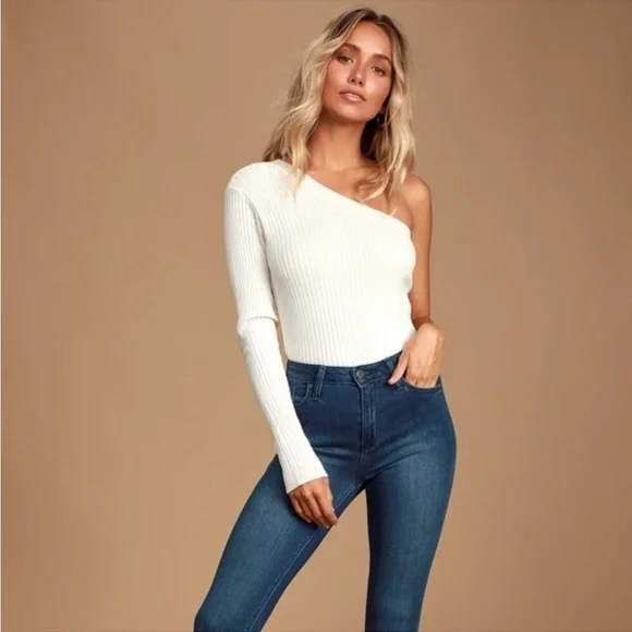 One-Shoulder White Ribbed Top - Picture 1 of 5
